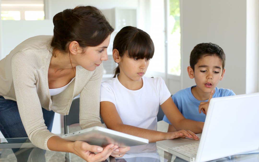 Ucz swoje dziecko pomagać innym codziennie.