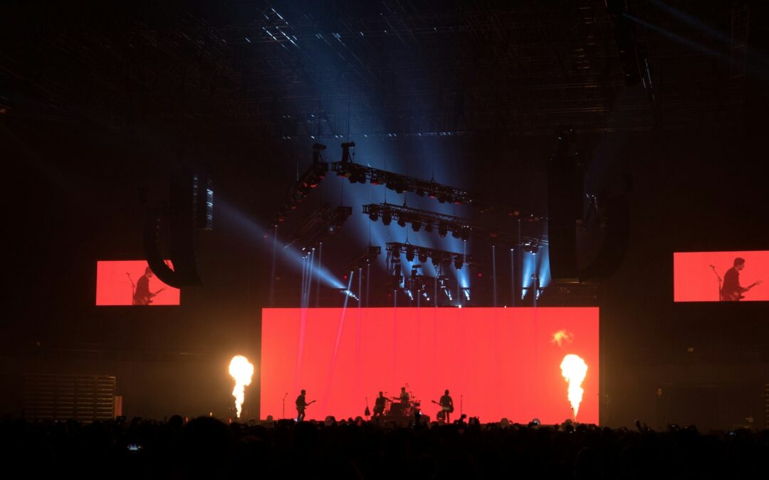 Ekrany LED na wydarzenia plenerowe – wyzwania, zalety i obsługa